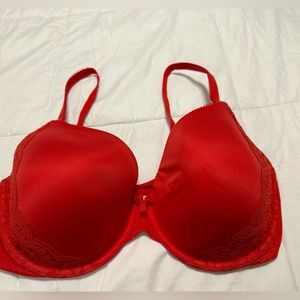 Victoria’s Secret Body by Victoria, red bra with lace detail 36DDD